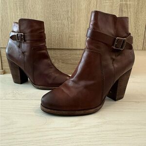 Frye Patty Size 8 Brown Leather Ankle Booties